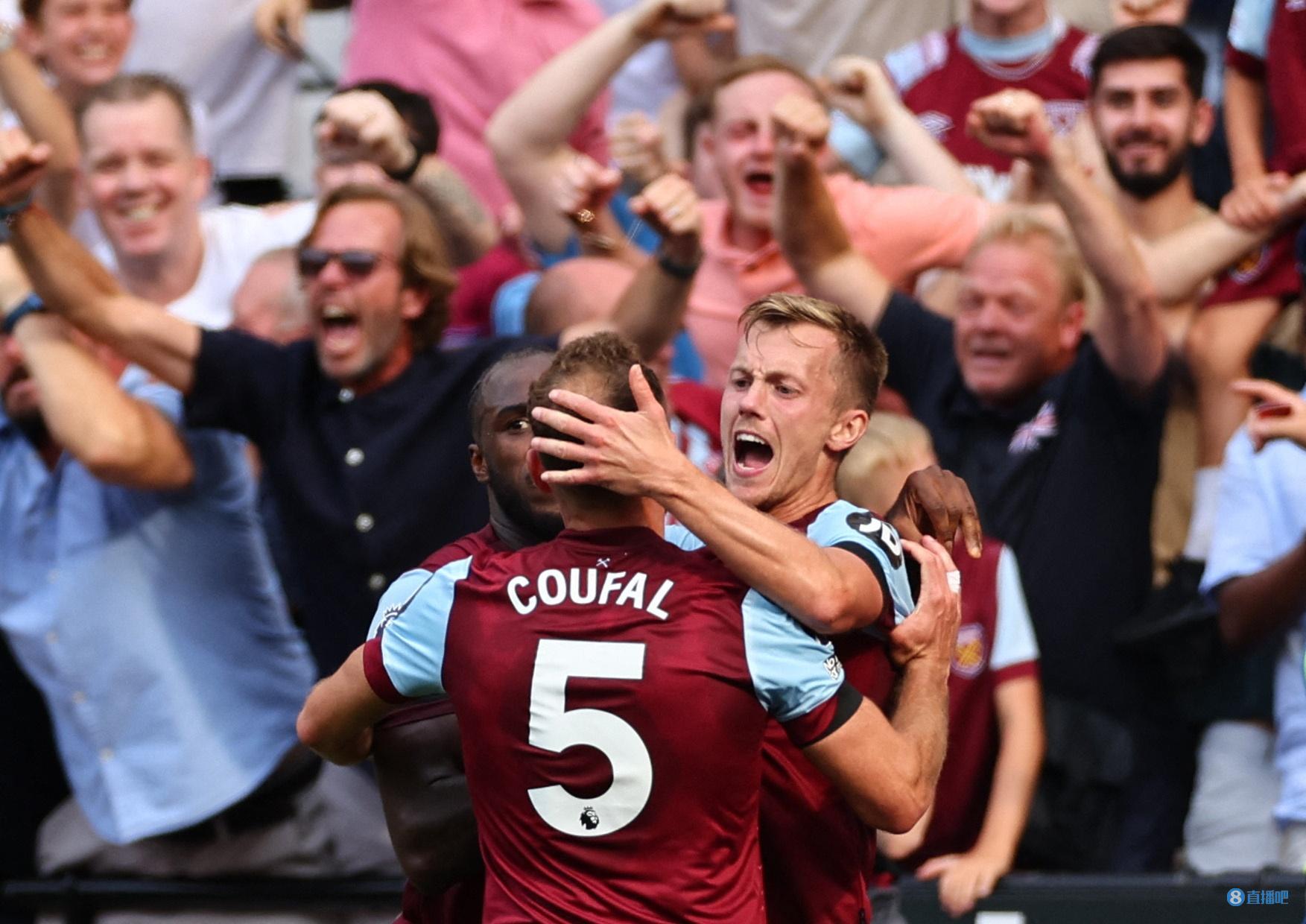 队成员的曝 队成员的曝